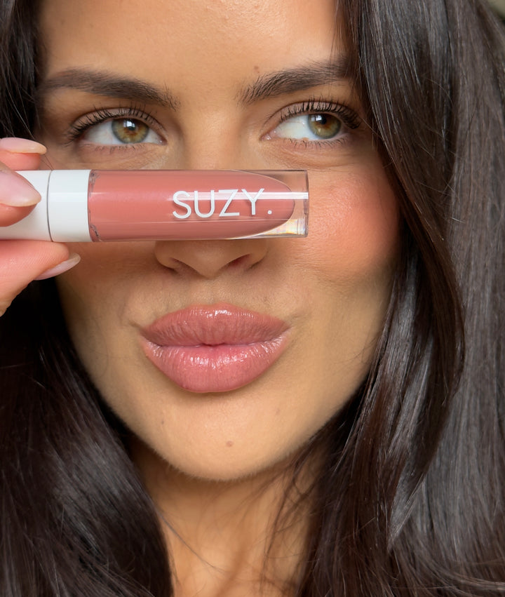 SUZY. Gloss - 'TEA ROSE'