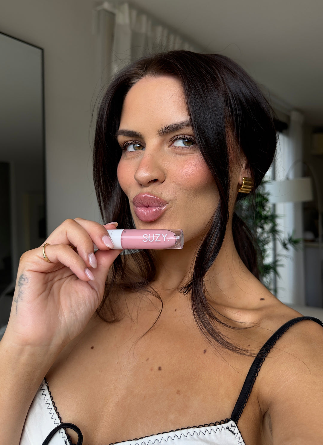 SUZY. Gloss - 'FAIRY FLOSS'