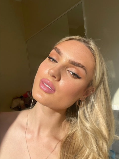 Miss Sophia LILAC (Satin)